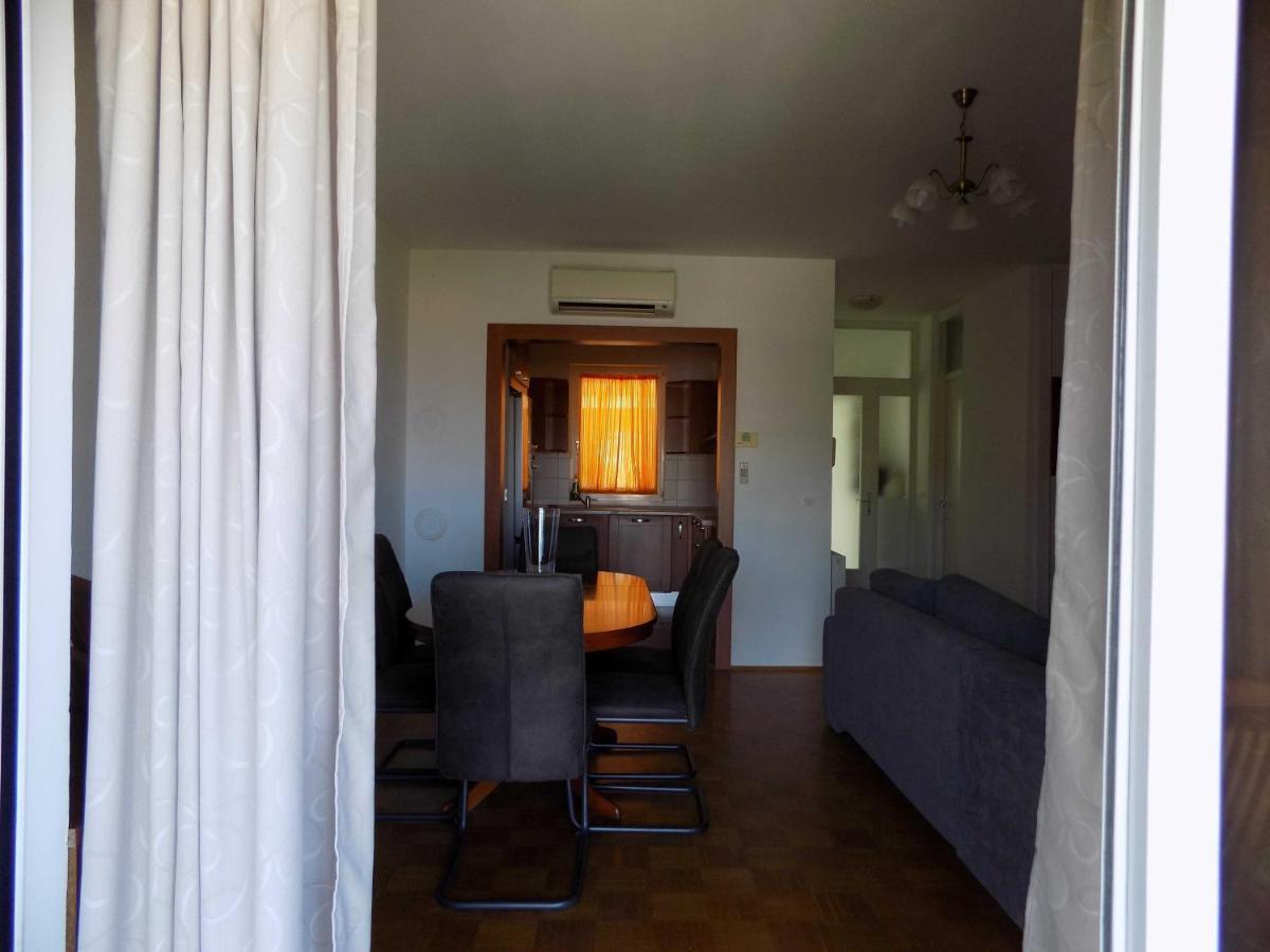Apartman Borna Vrbnik Kültér fotó